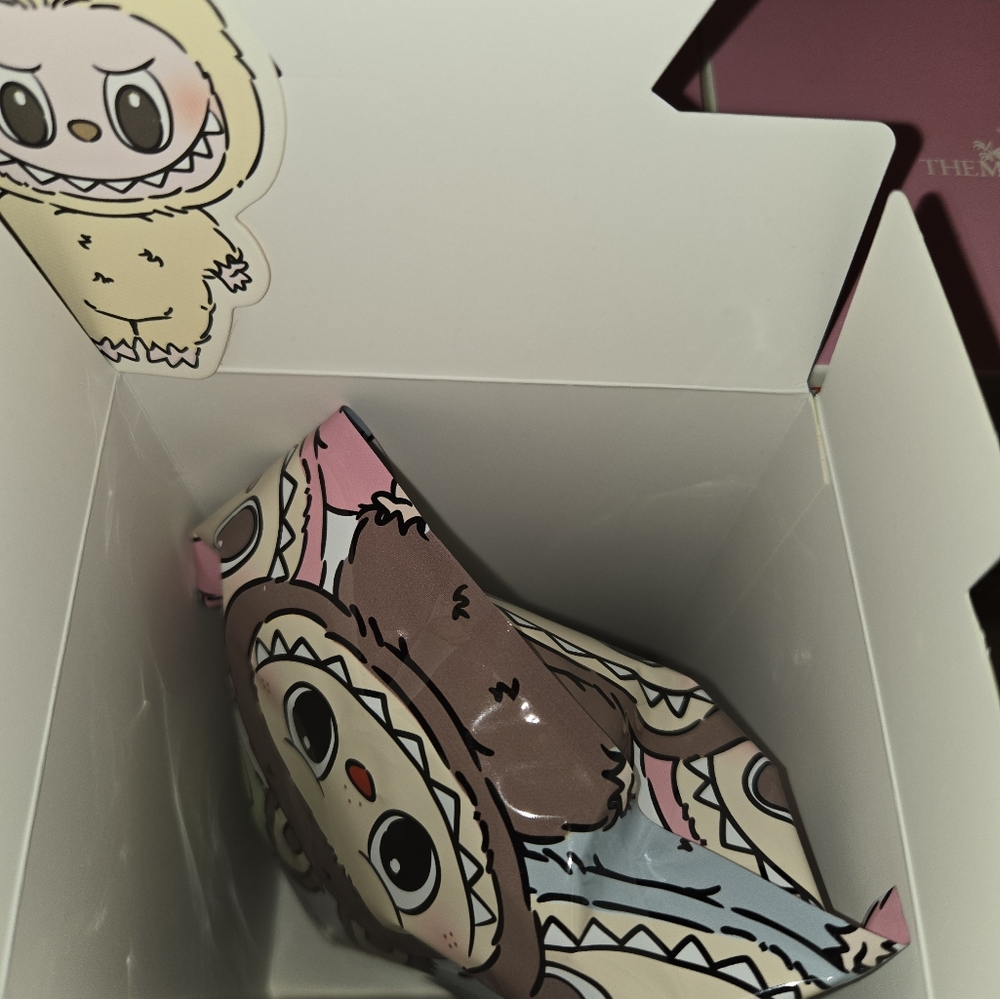 Labubu Exciting Macaron - Confirmed Soymilk